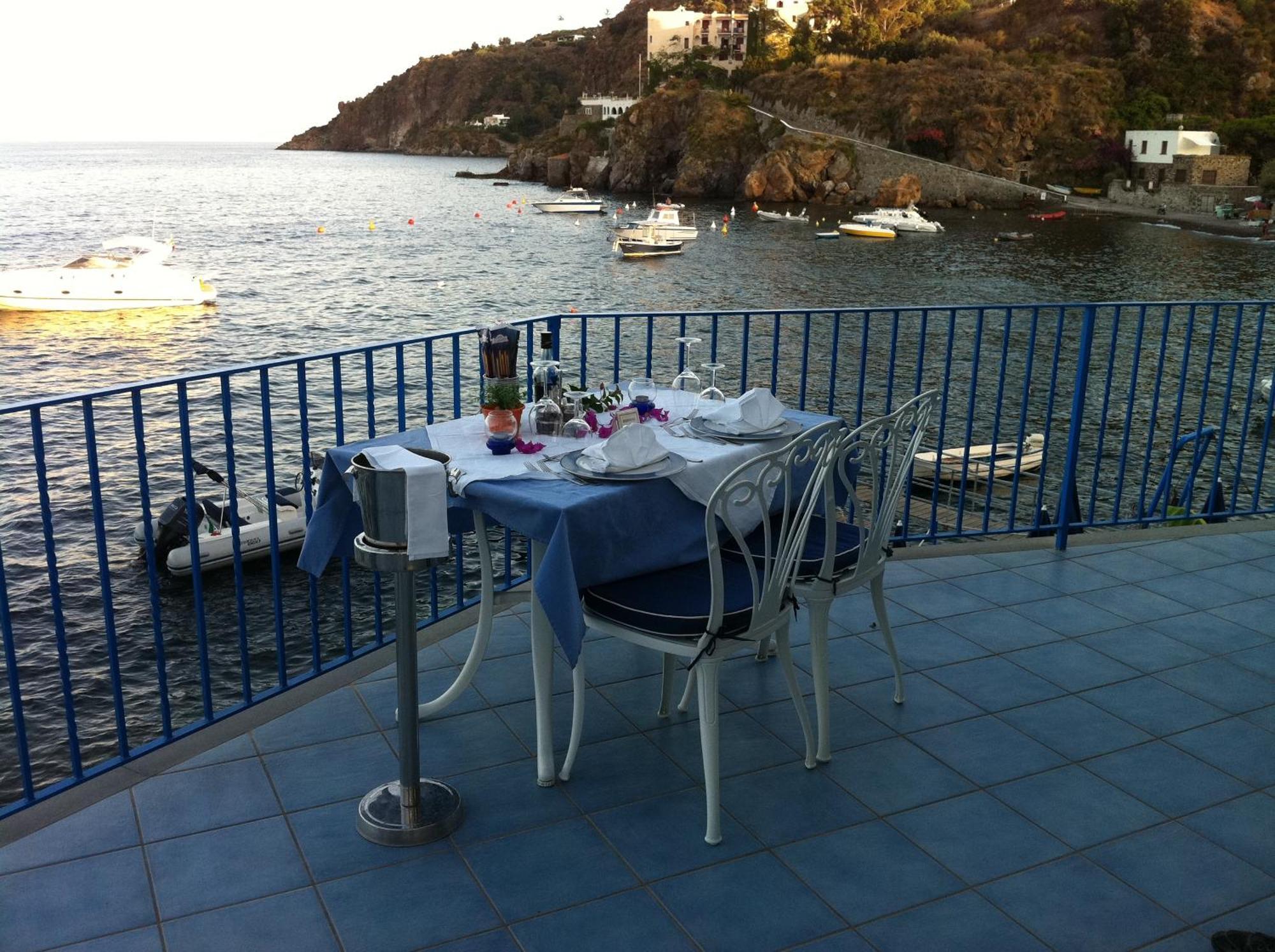Hotel Rocce Azzurre Lipari  Exteriér fotografie
