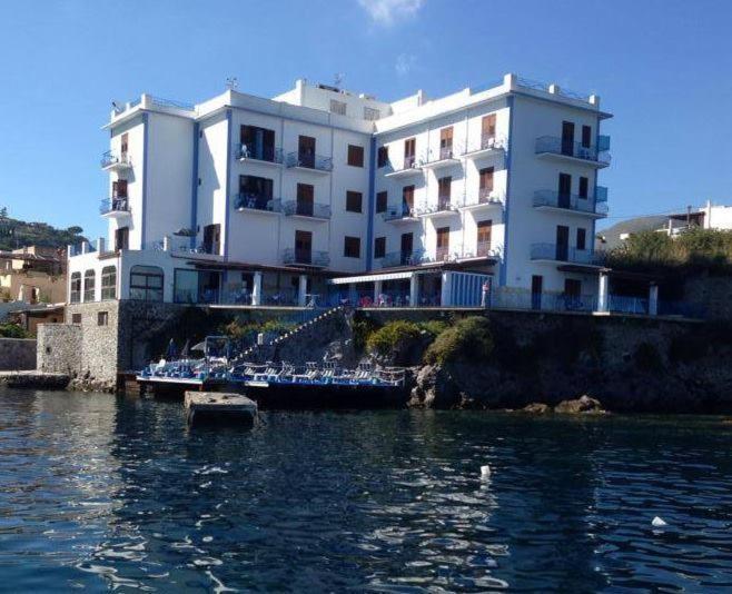 Hotel Rocce Azzurre Lipari  Exteriér fotografie
